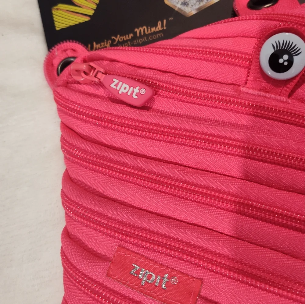 NWT! ZIPNWT!! ZIP-IT GRILLZ PENCIL POUCH/CASE!